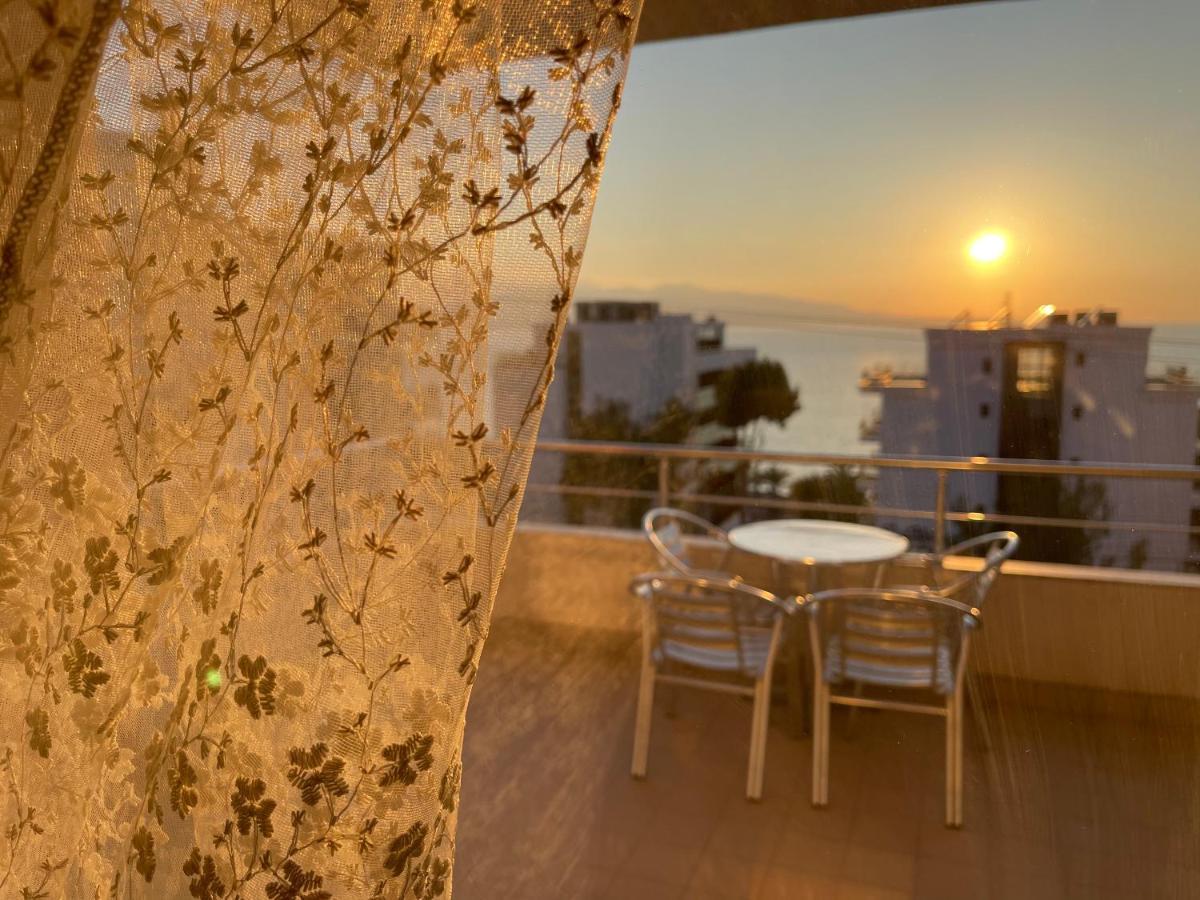 Wave Apartments Saranda Екстериор снимка