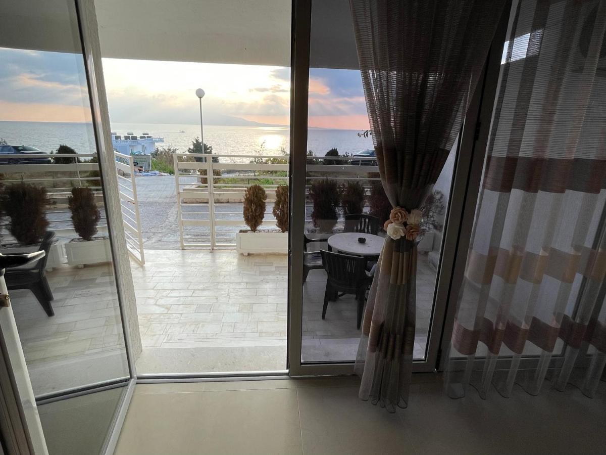 Wave Apartments Saranda Екстериор снимка
