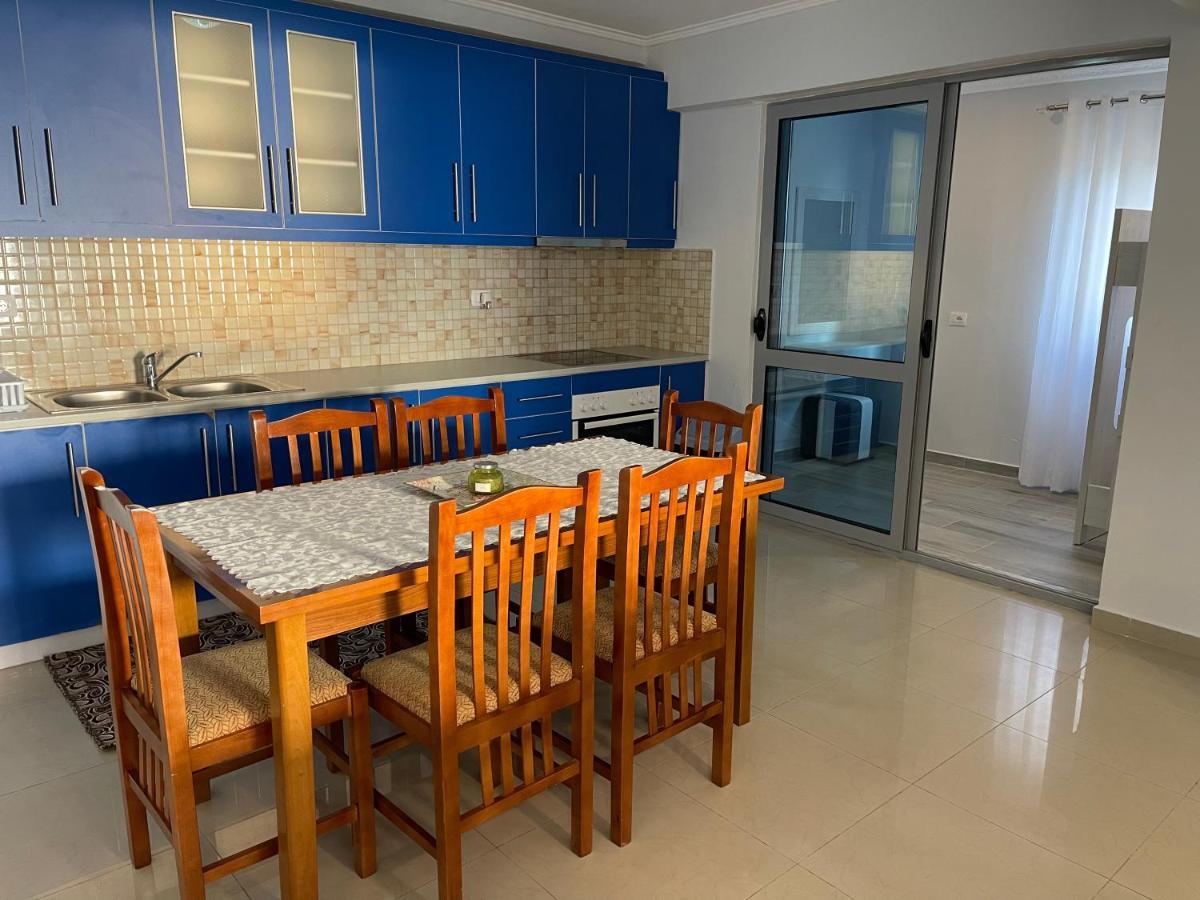 Wave Apartments Saranda Екстериор снимка