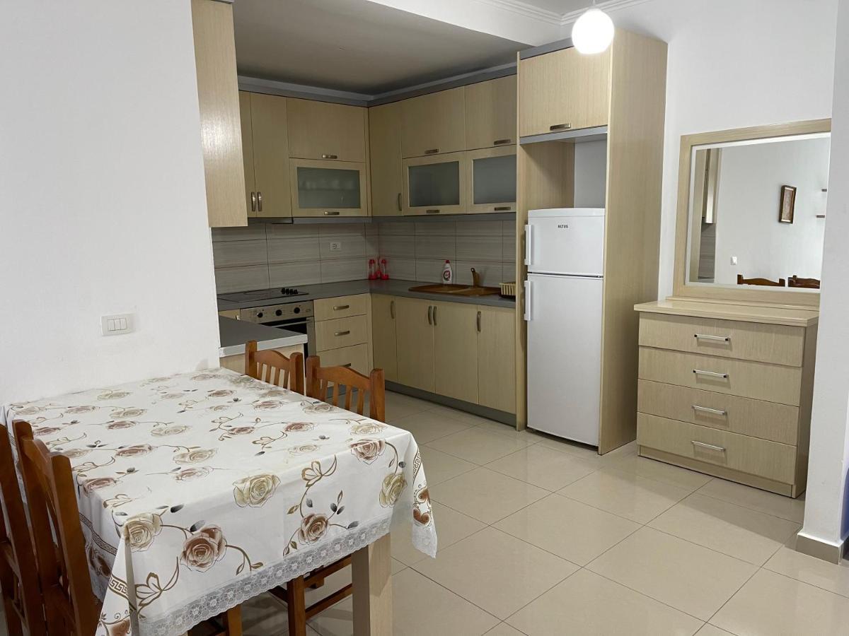 Wave Apartments Saranda Екстериор снимка
