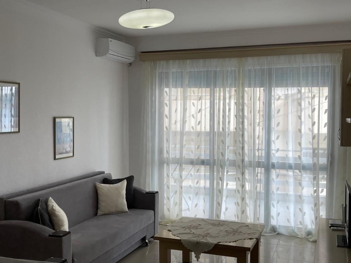 Wave Apartments Saranda Екстериор снимка