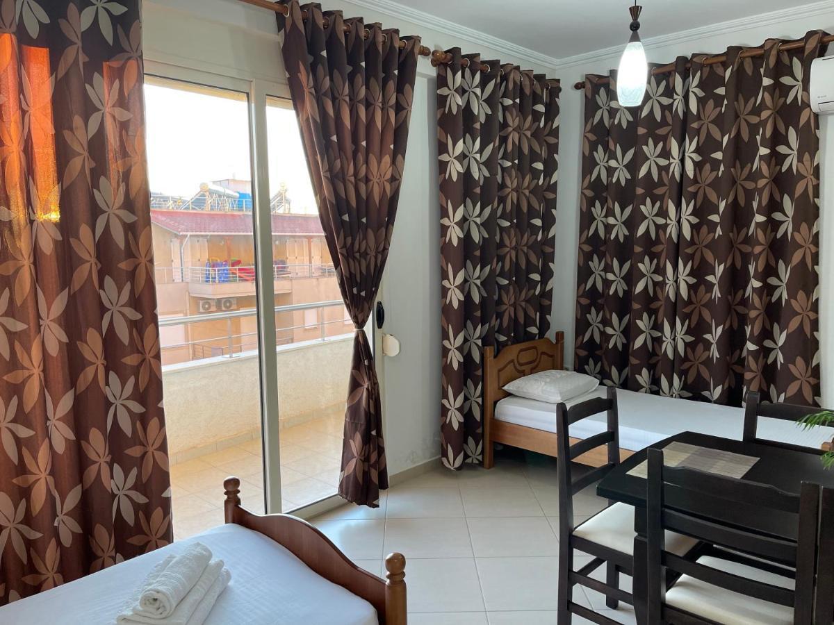 Wave Apartments Saranda Екстериор снимка