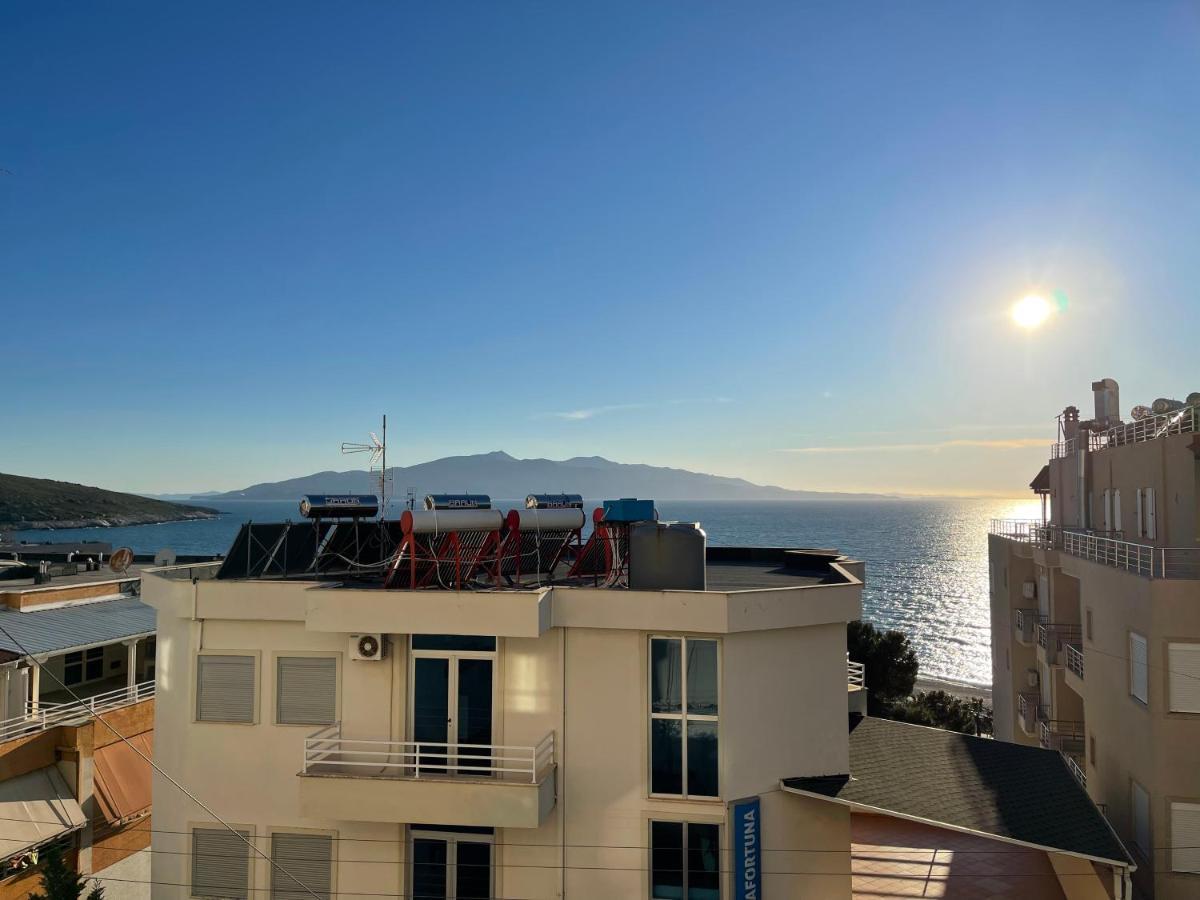 Wave Apartments Saranda Екстериор снимка