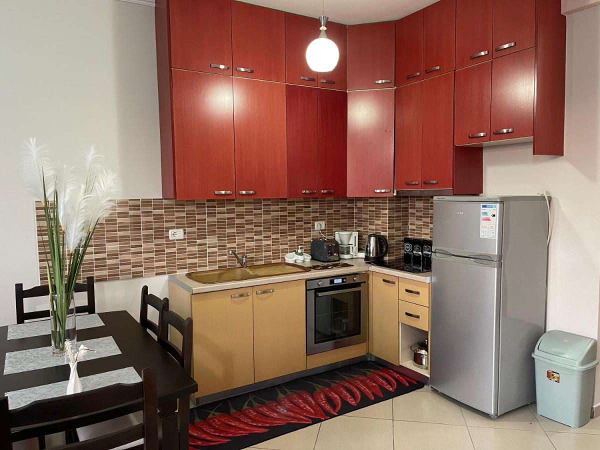 Wave Apartments Saranda Екстериор снимка