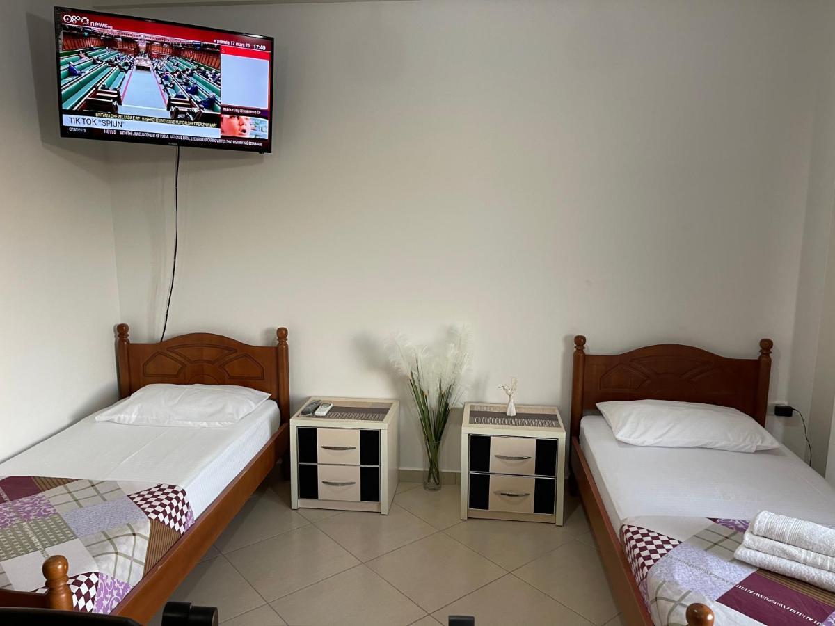 Wave Apartments Saranda Екстериор снимка